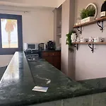 Solanto Vacanze E Relax ゲストハウス 3*